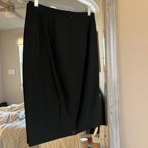 Ann Taylor Pencil Skirt - Picture 3 of 4